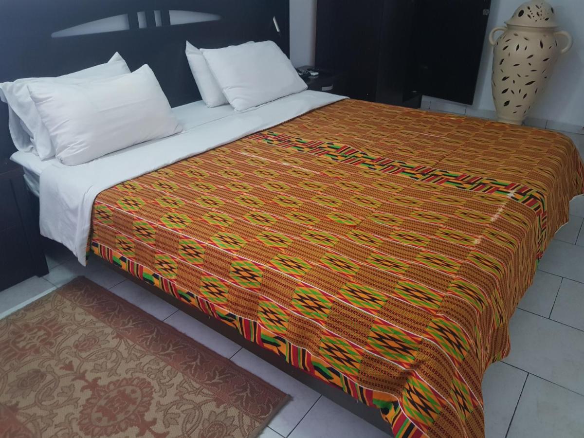 Residences Touristhotel Abidjan Luaran gambar