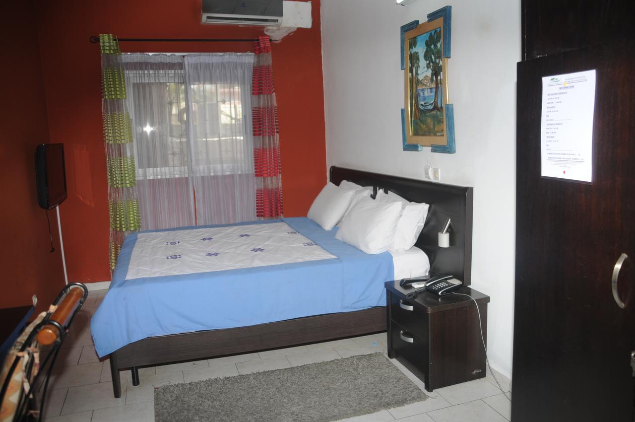 Residences Touristhotel Abidjan Luaran gambar